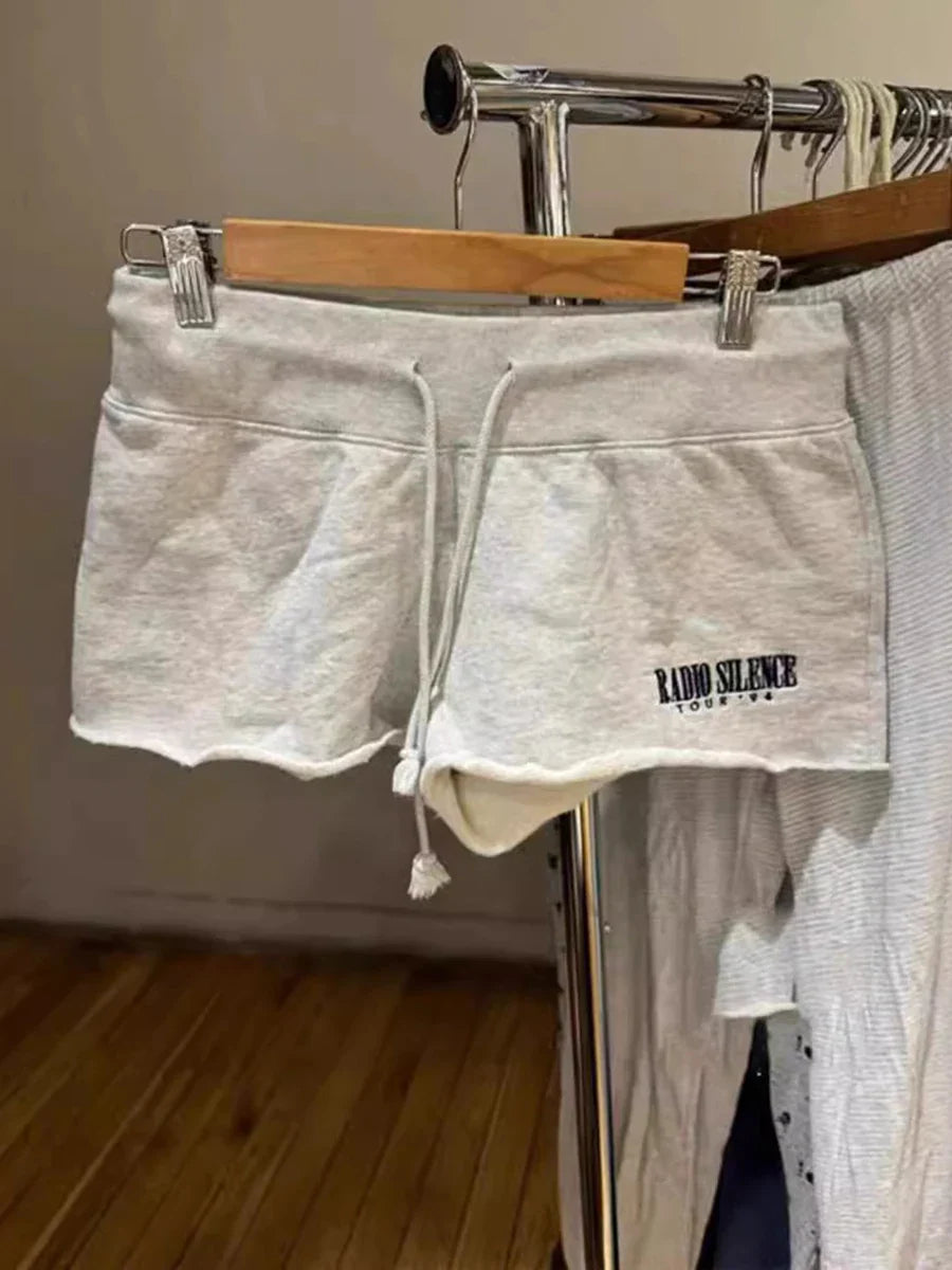 מכנסיים קצרים דגם אמילי
